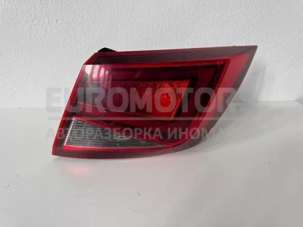 Задний правый светодиодный фонарь Seat Leon 2.0tdi 2013 5F9945208A it-12263 Дизель euromotors.com.ua