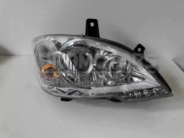 Права ксенонова фара Mercedes Vito 2.2cdi (W639) 2003-2014 A6398202961 it-12312 Дизель euromotors.com.ua