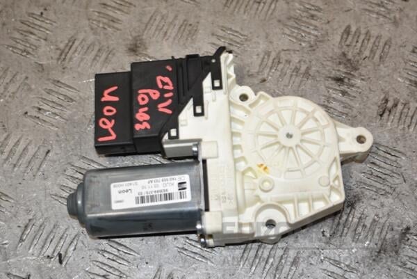 Моторчик стеклоподъемника задний левый Seat Leon 2006-2013 1K0959703AF 387745 euromotors.com.ua
