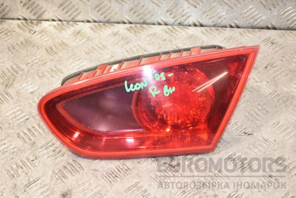 Ліхтар правий внутрішній 09- Seat Leon 2006-2013 1P0945094F 387763 euromotors.com.ua
