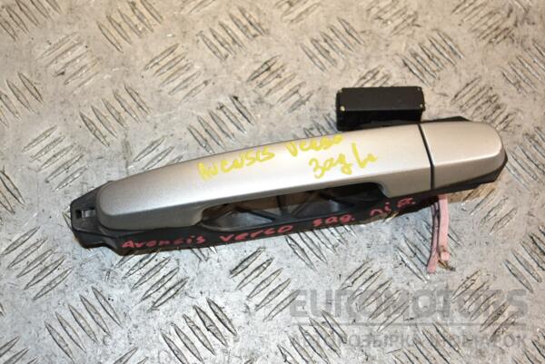 Ручка двері зовнішня задня ліва Toyota Avensis Verso 2001-2009 388285 euromotors.com.ua