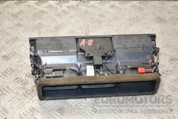 Дефлектор воздушный центральный Audi A8 (4D) 1994-2002 4D0820951J 388442 - 2