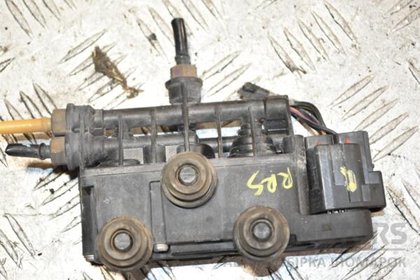 Блок клапанов пневмоподвески Land Rover Range Rover Sport 2005-2012 RVH000095 388575 euromotors.com.ua