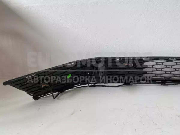 Решетка бампера с датчиками парковки Skoda Karoq 2.0tdi 2017 57A853677C it-12484 Дизель - 3
