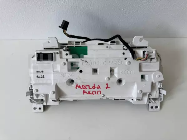 Панель приборов Mazda 2 1.5 16v 2014 D23C55430 it-12517 Бензин - 2