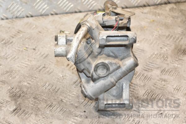 Компрессор кондиционера (дефект) Toyota Yaris 1999-2005 4472208992 389302 - 3