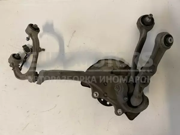 Левый поворотный кулак Mercedes E-class 2.0 cdi (W213) 2016 A2133324700 it-12657 Дизель - 2