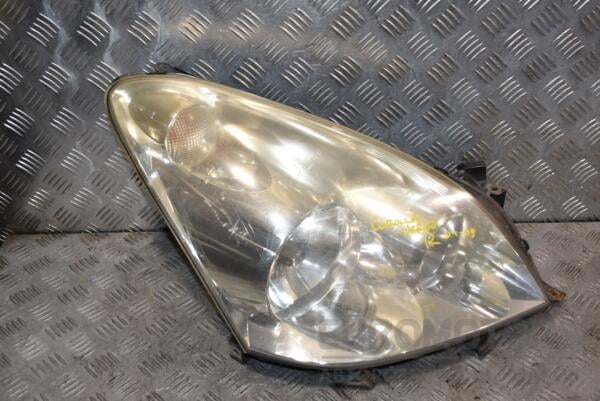 Фара правая (дефект) Toyota Corolla Verso 2004-2009 389719 euromotors.com.ua