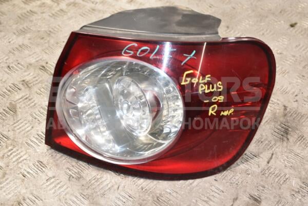 Ліхтар правий зовнішній -09 VW Golf Plus 2005-2014 5M0945096K 389896 euromotors.com.ua
