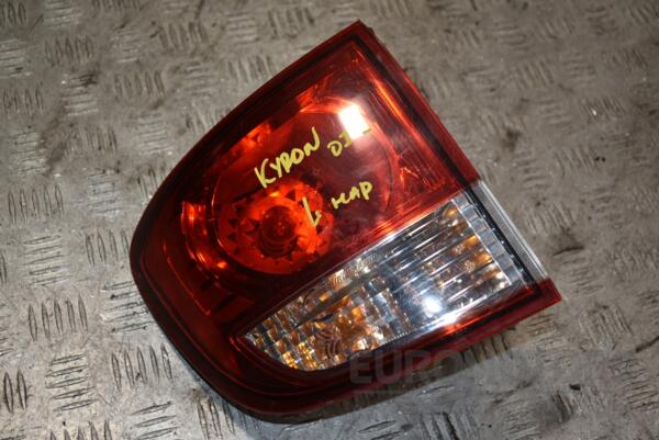 Ліхтар лівий зовнішній 07- SsangYong Kyron 2005-2015 390002 euromotors.com.ua