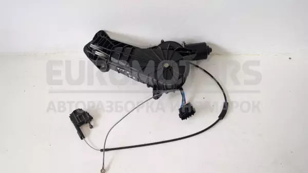 Электропривод открывания правой раздвижной двери Mercedes Vito 2.2cdi (Bi-Turbo) (W447) 2014 A4477603300 it-12742 Дизель - 2