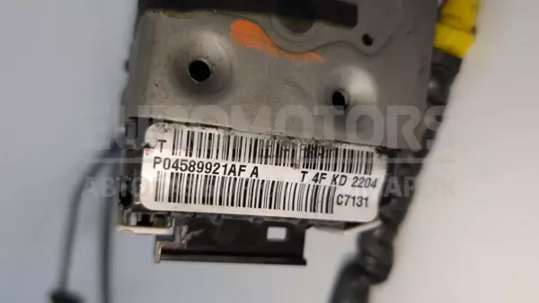 Замок передніх лівих дверей Jeep Grand Cherokee 3.0crd 2010 P04589921AF it-12757 Дизель - 3