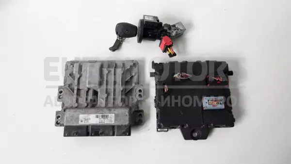 Блок управления двигателем (полный комплект зажигания) Renault Master 2.3dCi 2010 237100827R it-12836 Дизель euromotors.com.ua
