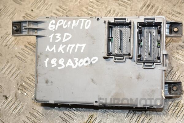 Блок запобіжників Fiat Grande Punto 2005 518263170 390555 - 2
