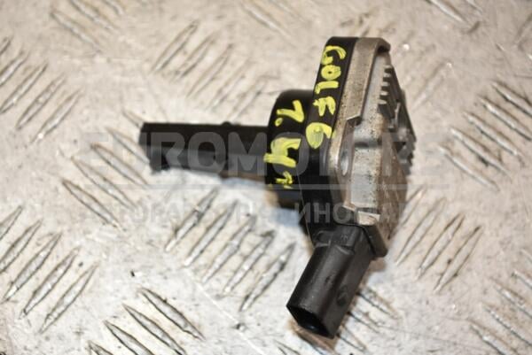 Датчик уровня масла VW Golf 1.4 16V TSI (VI) 2008-2013 1J0907660C 391264 euromotors.com.ua