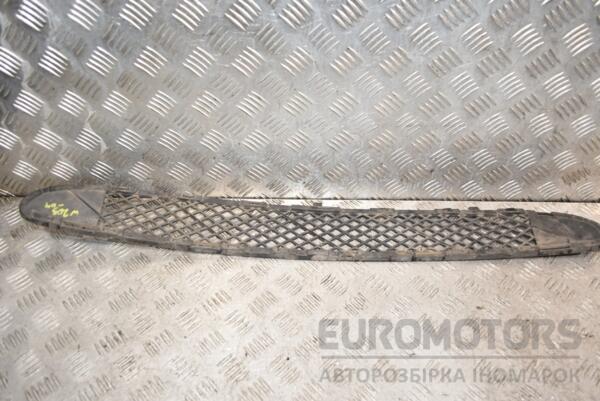 Решітка переднього бампера центральна -04 Mercedes C-class (W203) 2000-2007 391343 - 2