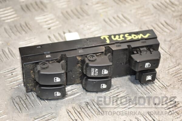 Блок управления стеклоподъемниками передний левый Hyundai Tucson 2004-2009 391843 euromotors.com.ua