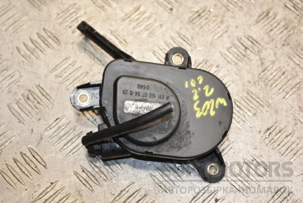 Моторчик приводу заслінок Mercedes C-class 2.2cdi (W203) 2000-2007 A6111500794 392069 euromotors.com.ua