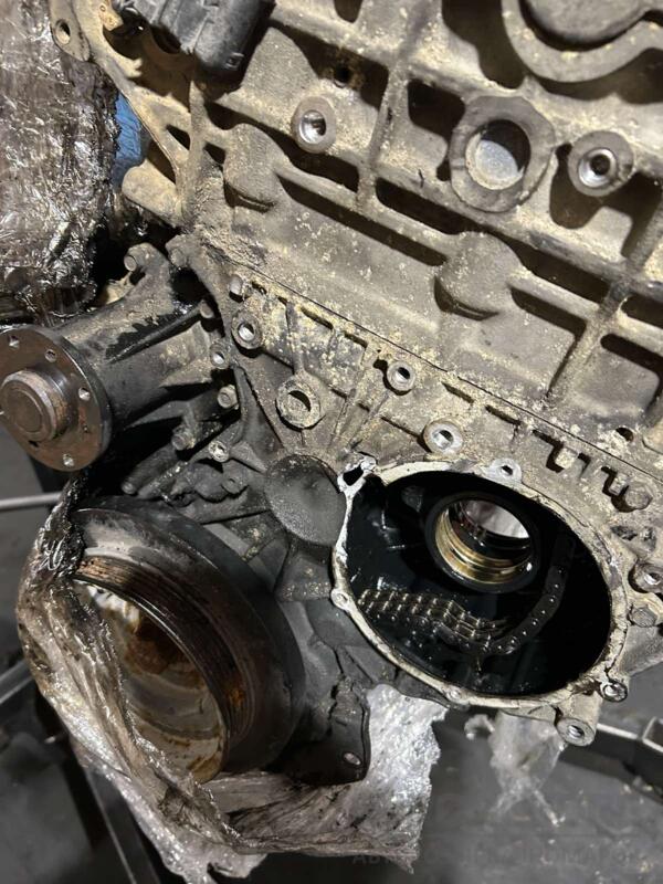 Двигатель (дефект) SsangYong Roduis 2.7 Xdi 2004-2013 OM 665.925 330230 - 7