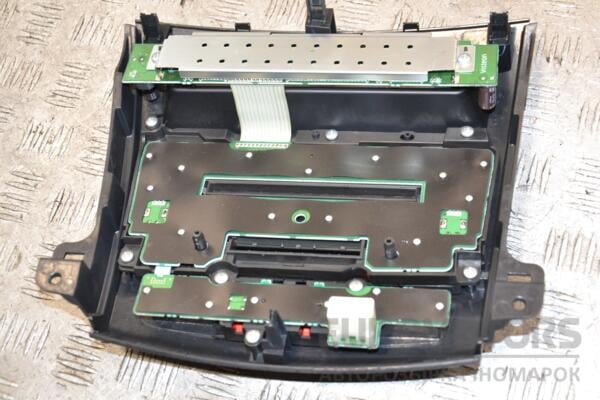 Панель управления магнитолой Citroen C-Crosser 2009-2013 8002A139XA 393507 - 2