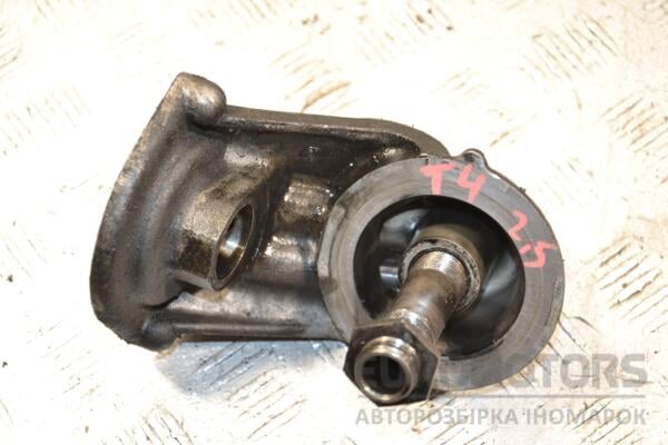 Кронштейн масляного фільтра VW Transporter 2.5tdi (T4) 1990-2003 074115417N 393819 euromotors.com.ua