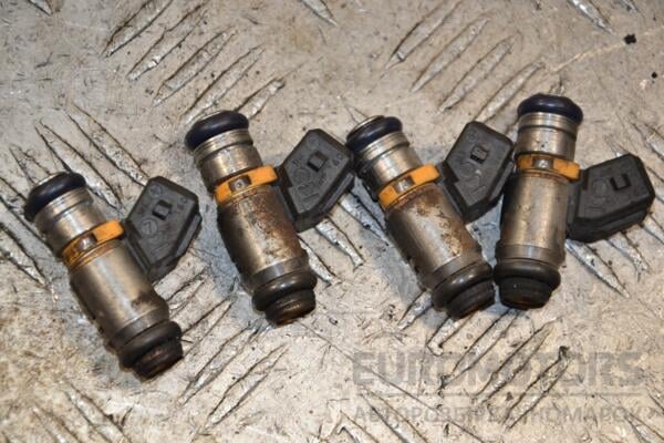 Форсунка бензин электрическая Fiat Doblo 1.4 8V 2000-2009 IWP160 393905 euromotors.com.ua