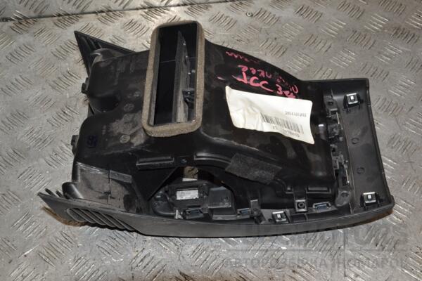 Дефлектор повітряний задній центральний Jeep Grand Cherokee 2010 394270 - 2