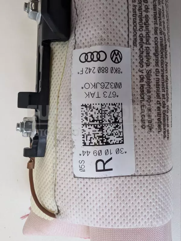 Подушка безпеки переднього правого сидіння Audi A4 3.2fsi (B8) 2007-2015 8K0880242F it-13256 Бензин - 2