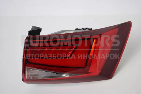 Правый задний фонарь Seat Ateca 2.0 TDI 2016 575945208C it-13295 Дизель euromotors.com.ua