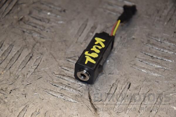 Разьем AUX Ford Kuga 2012-2019 DM5T19A164AA 396335 euromotors.com.ua