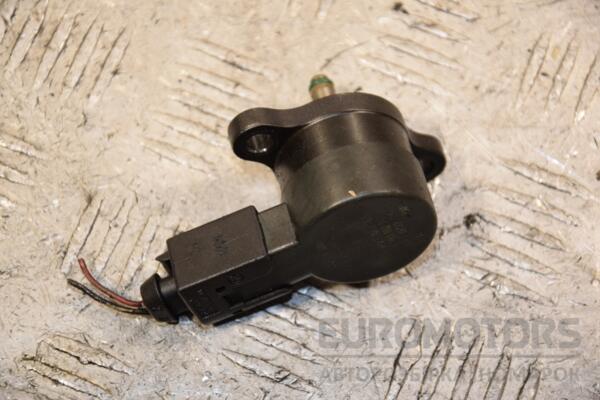 Редукційний клапан Mercedes C-class 2.2cdi (W203) 2000-2007 0281002241 396618 euromotors.com.ua