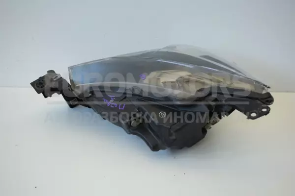 Права ксенонова фара Mazda 2 1.5 16v 2014 D09K-51030 it-13370 Бензин - 2