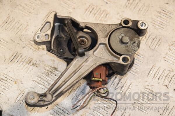 Механизм изменения длины впускного коллектора Opel Astra 1.9cdti (H) 2004-2010 55205127 397037 - 2