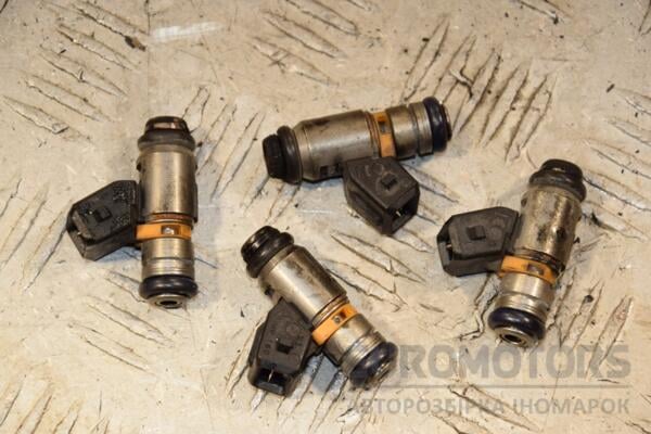 Форсунка бензин электрическая Fiat Doblo 1.4 8V 2000-2009 IWP160 397668 euromotors.com.ua