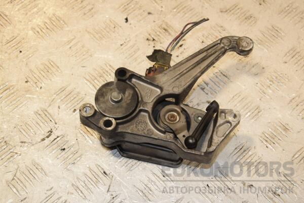 Механізм зміни довжини впускного колектора Opel Astra 1.9cdti (H) 2004-2010 55205127 397732 - 2