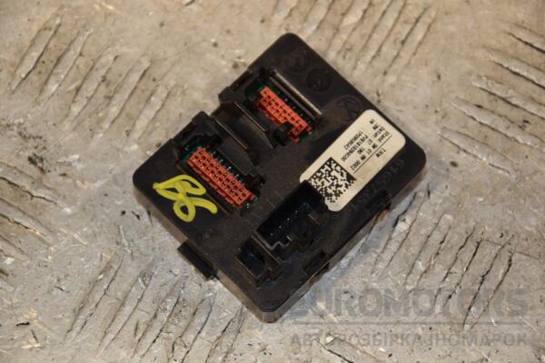 Блок управления кнопками руля VW Passat (B6) 2005-2010 1P0959542 397843 euromotors.com.ua