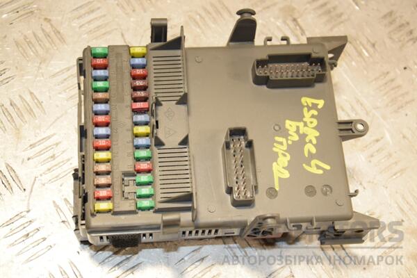 Блок предохранителей Renault Espace (IV) 2002-2014 8200371619 398123 euromotors.com.ua