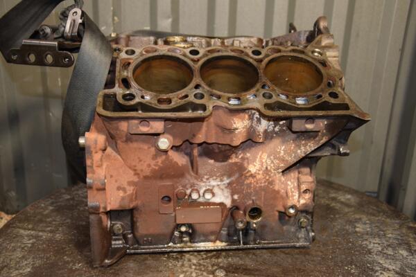 Блок двигателя (дефект) Citroen C5 3.0hdi 2008-2017 9U3Q6015CB 398250 - 2