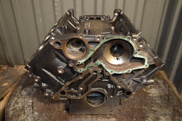 Блок двигуна (дефект) Audi A8 3.3tdi (4D) 1994-2002 057103021F 399177 euromotors.com.ua