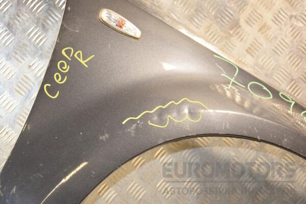 Крило переднє праве (дефект) Kia Ceed 2007-2012 663211H010 399351 - 2