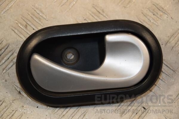 Ручка двери внутренняя правая Renault Sandero 2007-2013 8200733847 399420 euromotors.com.ua