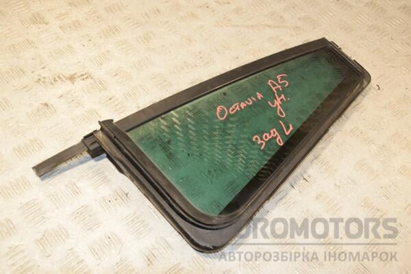 Скло двері заднє ліве трикутник Skoda Octavia (A5) 2004-2013 399591 euromotors.com.ua