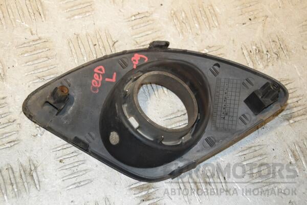 Накладка бампера під птф ліва -09 Kia Ceed 2007-2012 865651H000 400172 - 2