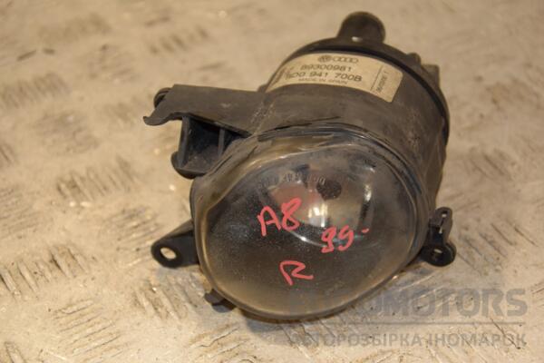 Фара протитуманна правая 99 Audi A8 (4D) 1994-2002 8D0941700B 400240 euromotors.com.ua