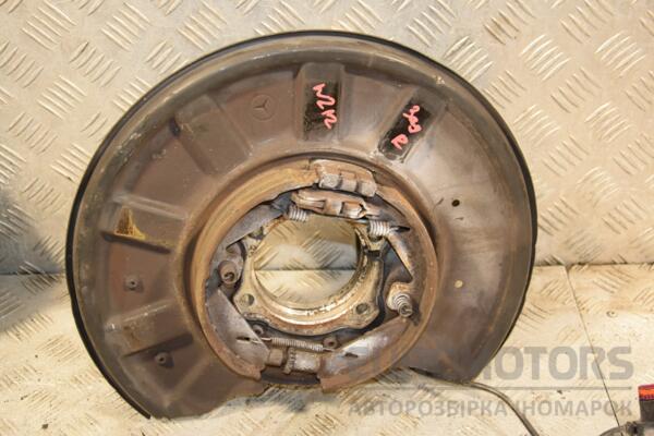 Цапфа права з ABS Mercedes E-class (W212) 2009-2016 A2043500441 400575 euromotors.com.ua