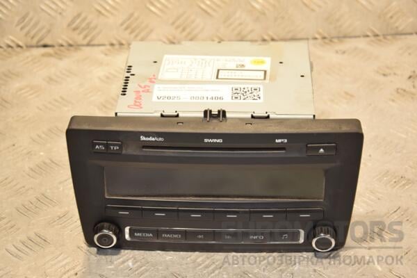 Магнитола штатная 09- Skoda Octavia (A5) 2004-2013 1Z0035161F 400903 euromotors.com.ua