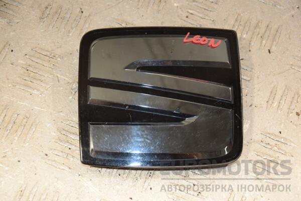 Значок эмблема передняя Seat Leon 2020 575853679F 400972 euromotors.com.ua