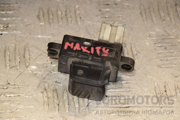 Кнопка стеклоподъемника Renault Maxity 2007 401056 euromotors.com.ua