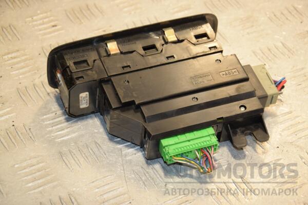 Блок управления стеклоподъемниками передний левый Volvo V70 2001-2006 30658146 401790 - 2
