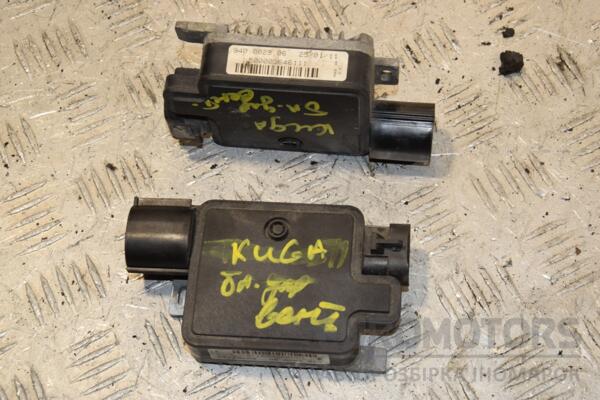 Блок управления вентилятором Ford Kuga 2008-2012 940002906 402979 euromotors.com.ua